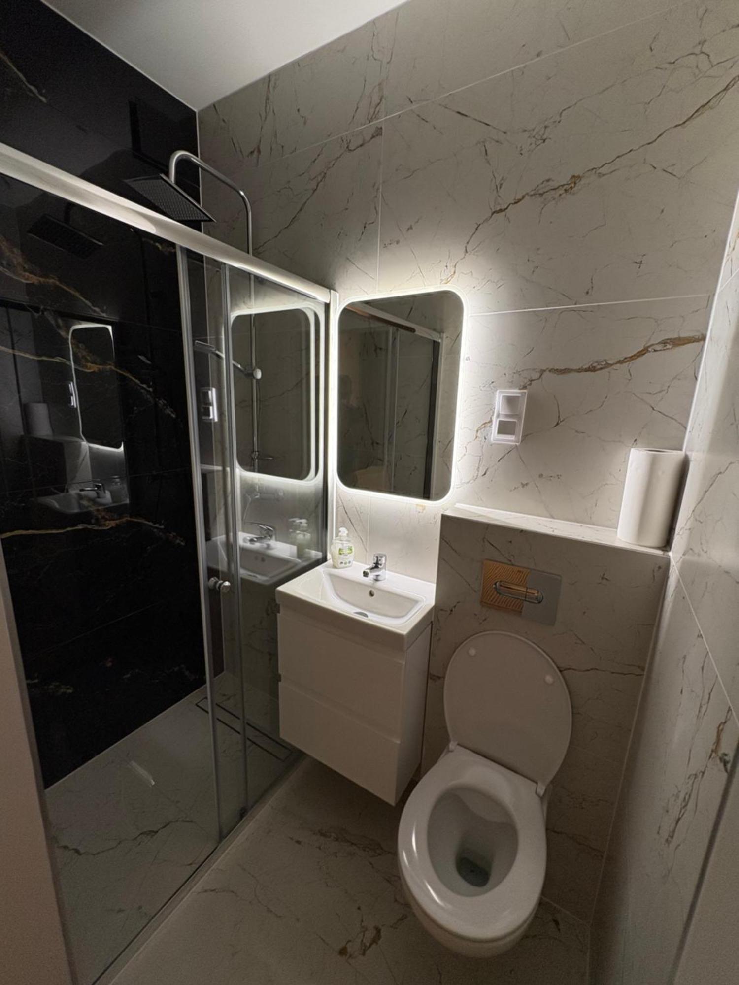 Apartament Airport 格但斯克 外观 照片